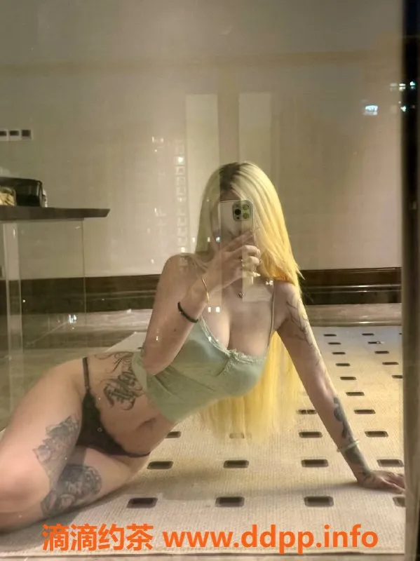 深圳楼凤-深圳南山小愛，23岁大胸长腿享受1500起