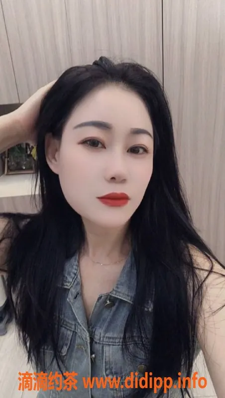 东莞楼凤-南城雪晴妹子，162高、C罩杯，服务周到