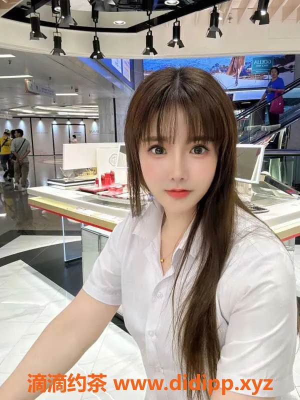 广州楼凤-广州天河樱子，27岁163cm，600元40分钟