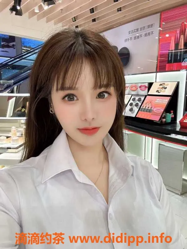 广州楼凤-广州天河樱子，27岁163cm，600元40分钟