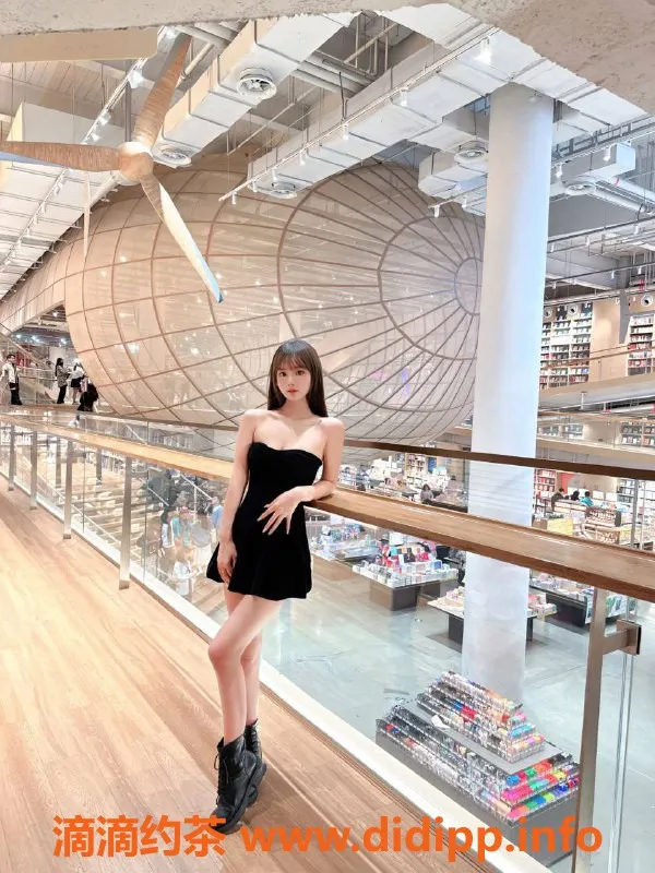 深圳楼凤-深圳南山贝贝，1300元体验嫩妹服务