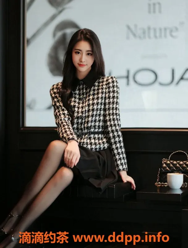 深圳楼凤-上海热门老师初到深圳，1600起价