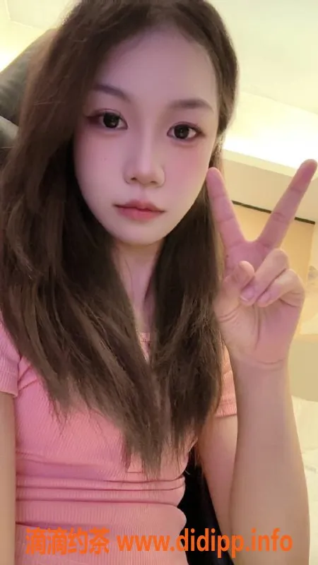 长沙楼凤资源信息,天心区小怡，18岁，身高163，90斤，600p服务