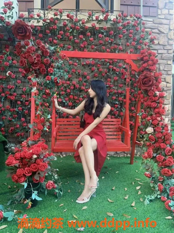 厦门楼凤-思明区复验美女，身材引人注目，电报联系