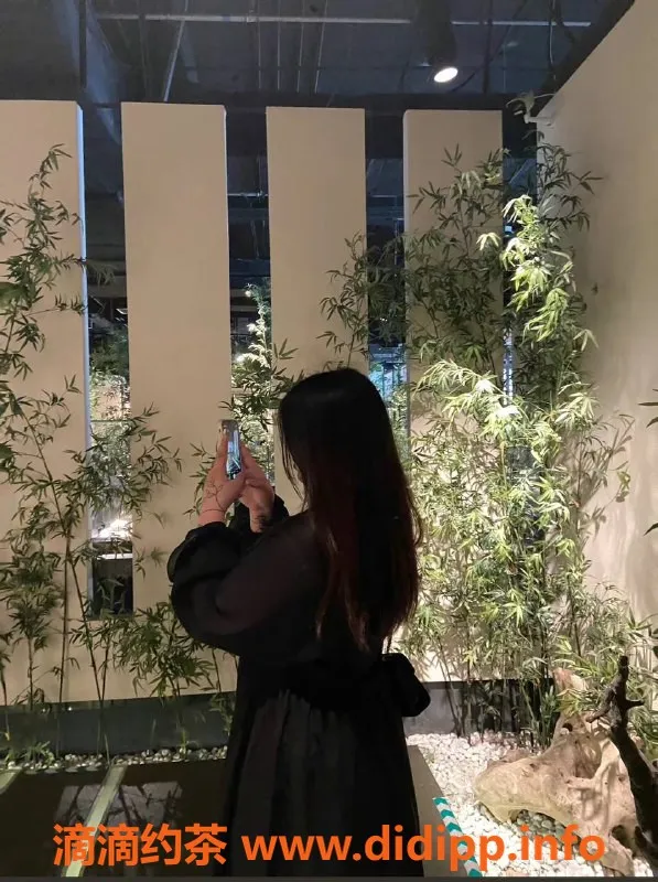 南宁楼凤资源信息,青秀区小猫，18岁包夜1500，153斤坦克