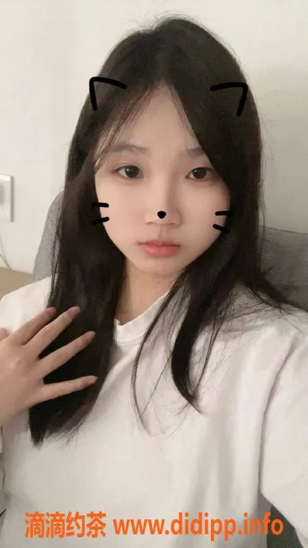 深圳楼凤-坂田张颖，千元以上服务，尽享69与舌吻