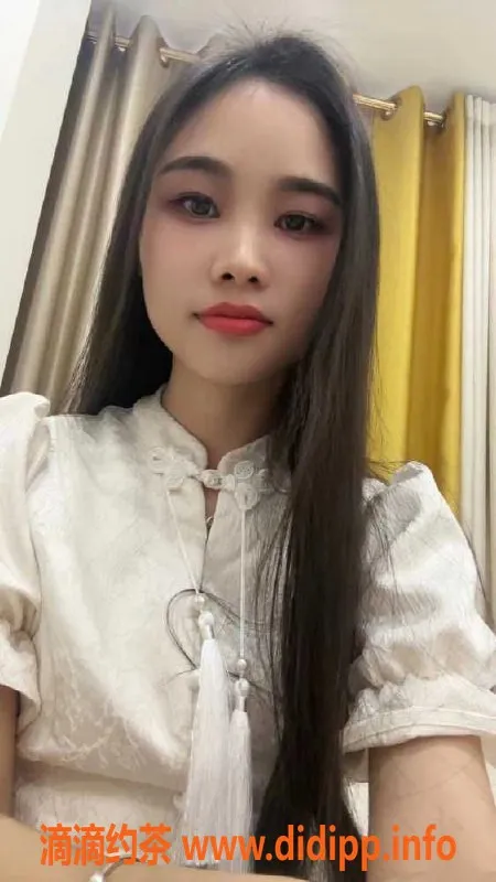 广州楼凤资源信息,广州南沙阿珂，19岁、163cm、50kg，超值楼凤体验