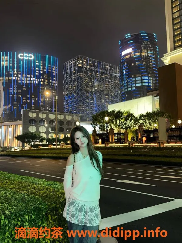 深圳楼凤资源信息,龙华小韵瑶，高颜值嫩妹，私聊约会服务