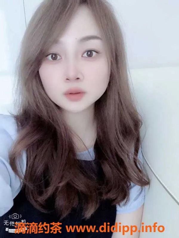 深圳楼凤-福田可可：29岁158cm，36D诱惑，400元激情服务