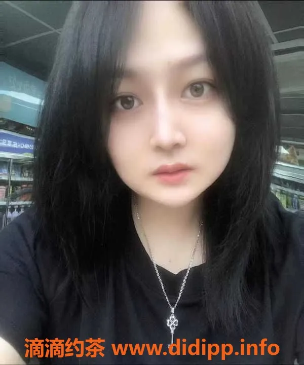 深圳楼凤-福田可可：29岁158cm，36D诱惑，400元激情服务