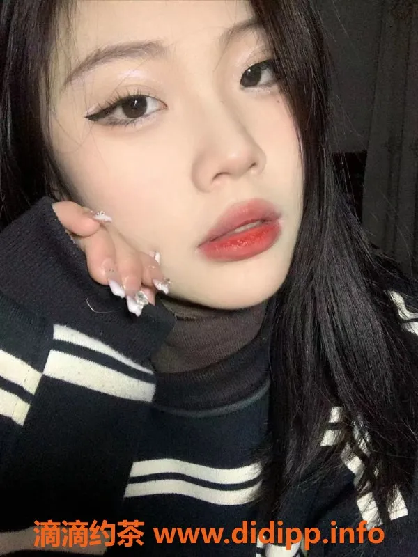 厦门楼凤-思明区艺名雨桐，服务超赞，手机电报联系