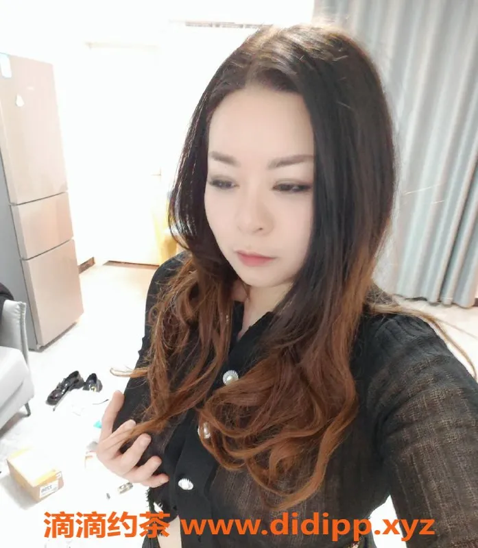 杭州上门服务-重庆妹子夏妍，超高性价比小少妇，服务多样