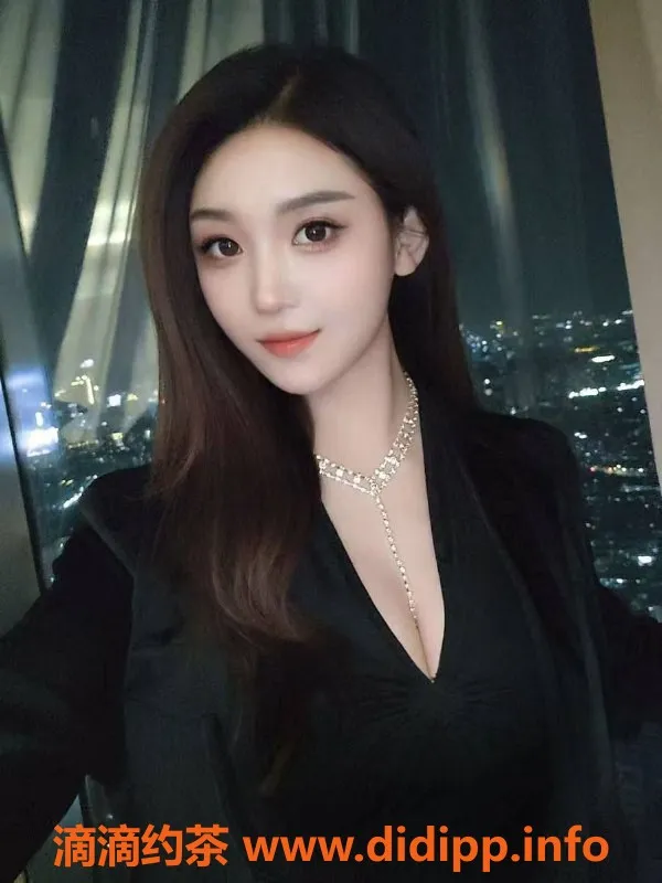 杭州楼凤-上城雨萱：巨乳御姐，颜值抗打