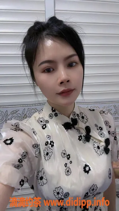 南宁楼凤-西乡塘区少妇洗洗吸吸，500元/1次服务