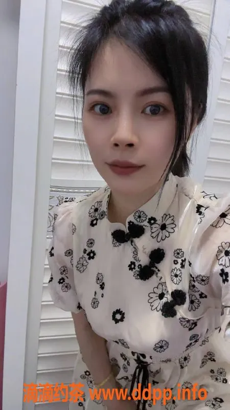 南宁楼凤资源信息,西乡塘区少妇洗洗吸吸，500元/1次服务