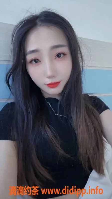 广州楼凤-黄埔乐乐，21岁超值服务，只需700元