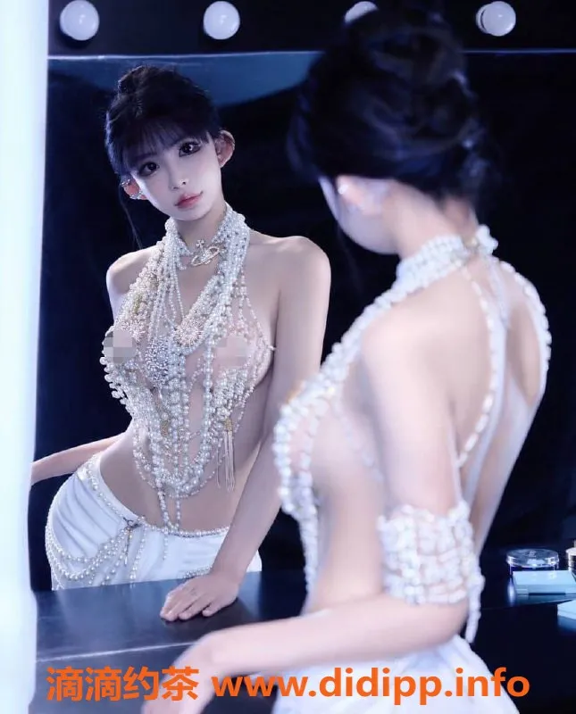 上海楼凤-静安秀秀，175cm，36D，亲亲服务体验好