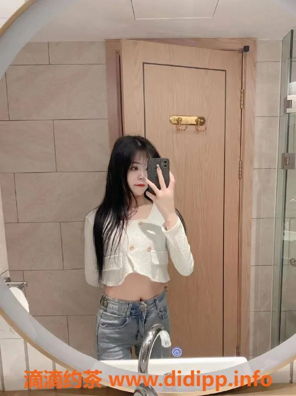 深圳楼凤-宝安七七，700元体验亲密服务