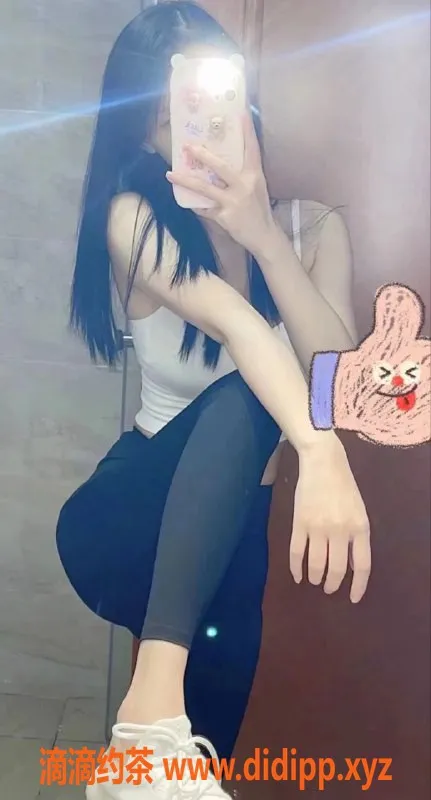 深圳楼凤-深圳福田小雪，19岁168cm，价格1480元