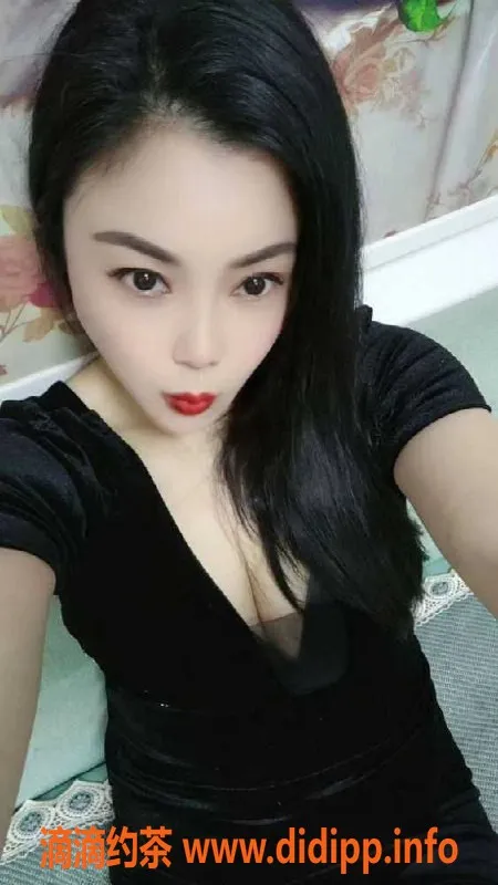 广州楼凤-海珠性感姐姐丽丽，168cm/50kg/34C，400元一小时