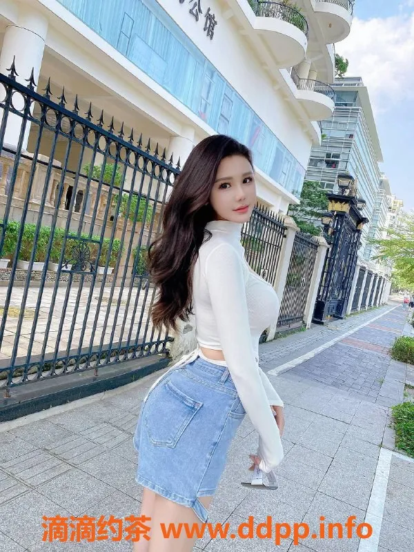 深圳楼凤-南山Lisa，1200p超值服务，私聊尽享诱惑