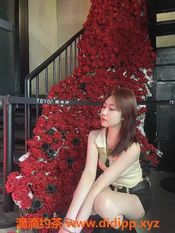 北京楼凤-朝阳小豌豆，165cm、47kg，大一嫩妹，千元档服务