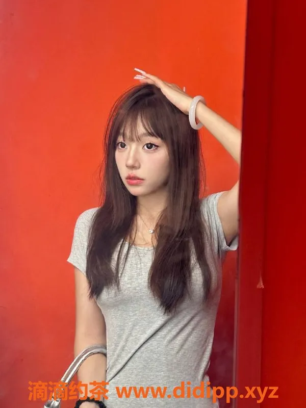 杭州楼凤-拱墅独家嫩妹迪奥，颜值超赞巨乳服务