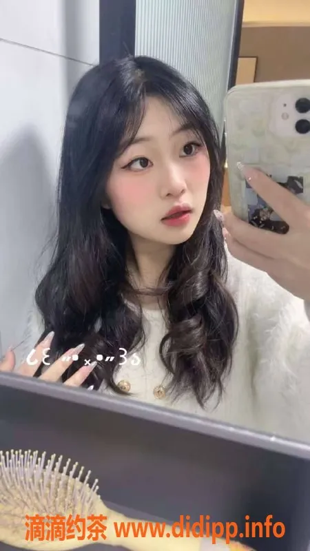 广州楼凤-天河嫩妹小艺，600元服务好评如潮