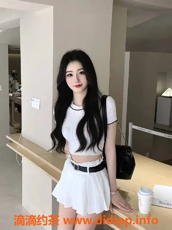 深圳楼凤-宝安潇潇，698元一小时，值得体验