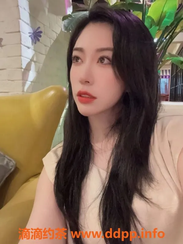 上海楼凤资源信息,静安二千元上母女双人服务，嫩妹40岁少妇