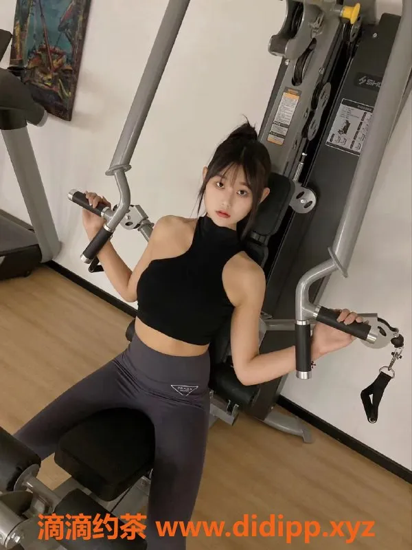 北京楼凤资源信息,北沙滩语舒，23岁川妹子双飞服务