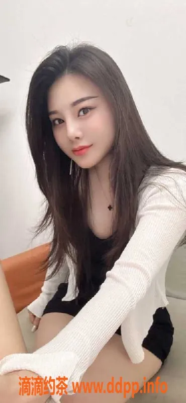 广州楼凤-广州天河性感贝贝，25岁，160cm，400元体验