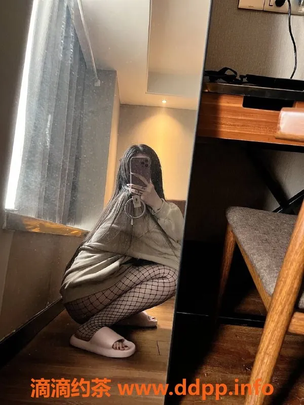 厦门楼凤-思明区白白，主播制服诱惑，1000/p