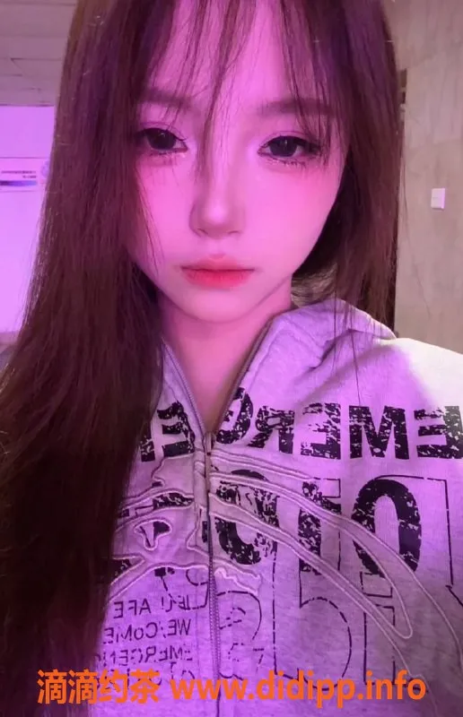 杭州楼凤-火鸡面嫩妹，颜值超高，拱墅上门服务