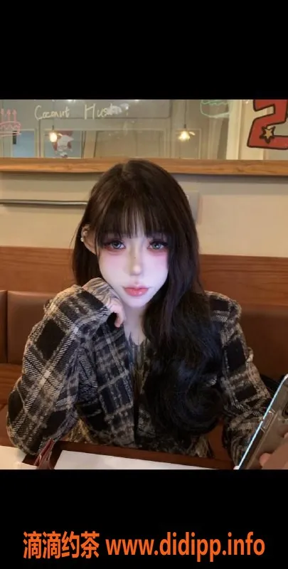 厦门楼凤-海沧区嫩妹柒柒，已视频验证，陪你畅聊