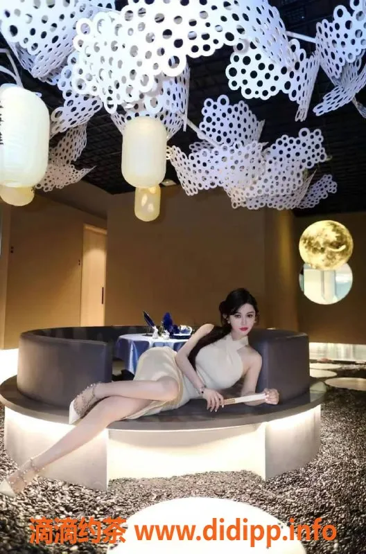 北京上门服务-朝阳语嫣，176身高55kg，服务多元,两千起