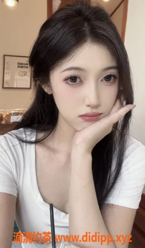 上海楼凤-徐汇舒恩恩，身高170，体重45，性价比超高