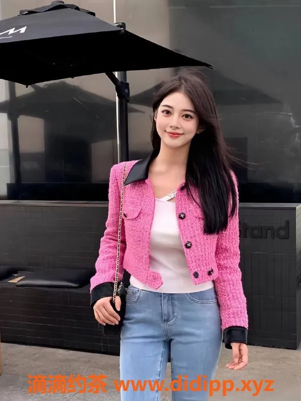 深圳楼凤-深圳龙华奶油，168Cm身高，23岁，1800元起