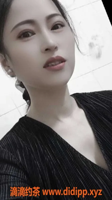 广州楼凤-广州白云区小莉莉，160cm/52kg/34C，30岁少妇