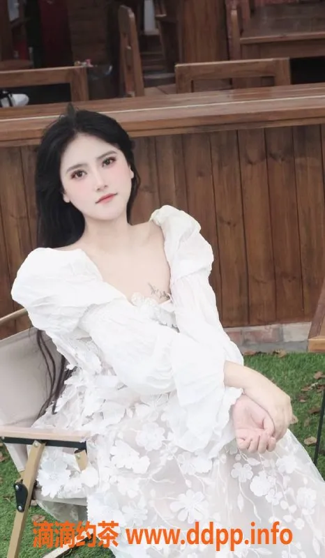 北京楼凤-百子湾曼曼，166，50kg，千元价格，陪浴调情