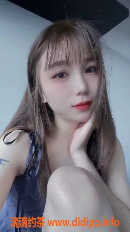 广州楼凤资源信息,广州白云梅花园小五，25岁165cm，500元45分钟