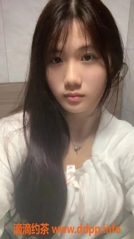 深圳楼凤-福田希希，880元舌吻情趣丝袜服务