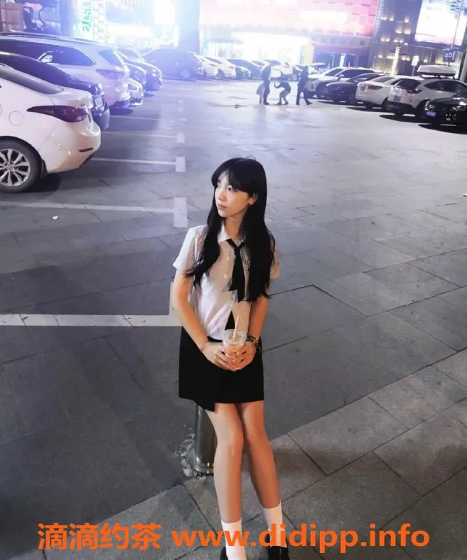 深圳楼凤-南山璐璐，798p体验，完美服务等你来享