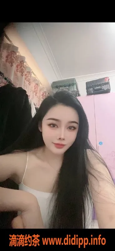 广州楼凤-天河丁丁，800元舌吻服务体验