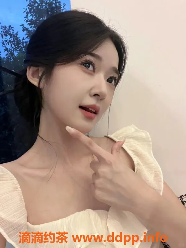 上海楼凤-闵行嫩妹乐乐 165cm 49kg 36C 只需1000元
