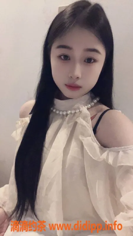 深圳楼凤资源信息,163cm的龙华莉儿手势验证，C杯好身材