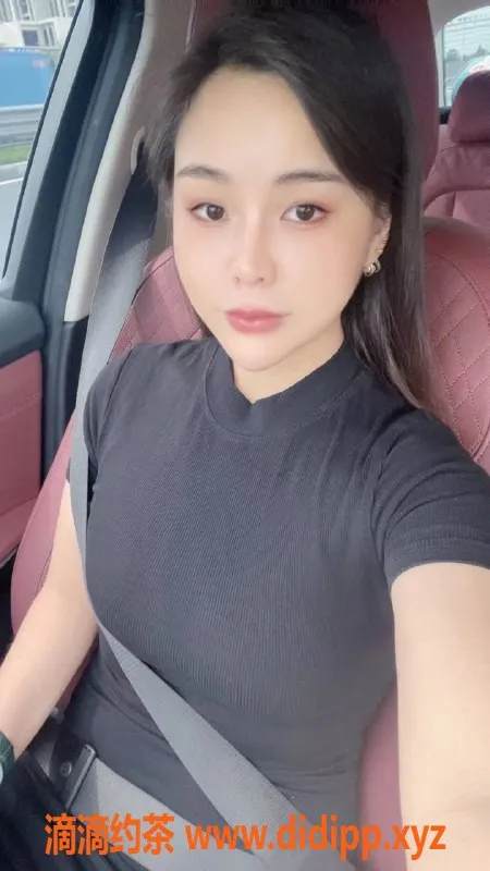 深圳楼凤资源信息,南山小曼，人气D罩杯，158cm，900P起