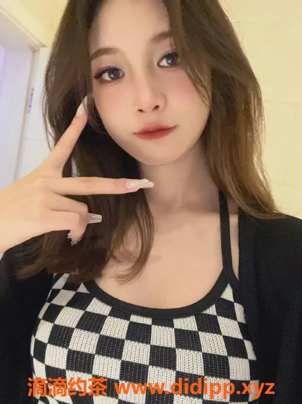 上海楼凤-闵行彤彤，福利价900P，限时预约！