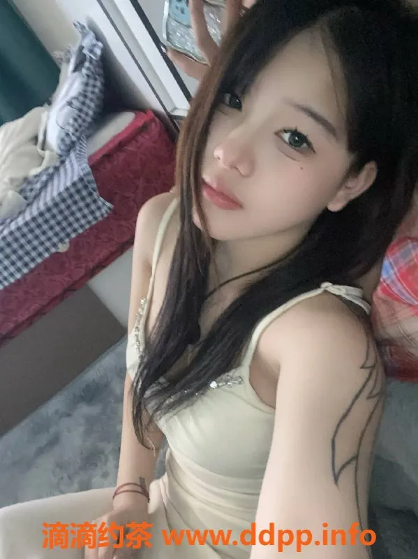 上海楼凤-徐汇敏敏，161身高，46体重，900元起