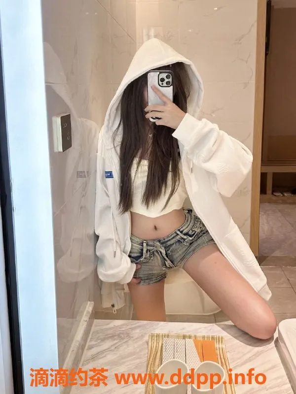 深圳楼凤-福田欣欣，18岁165cm，800元一次，B罩杯服务